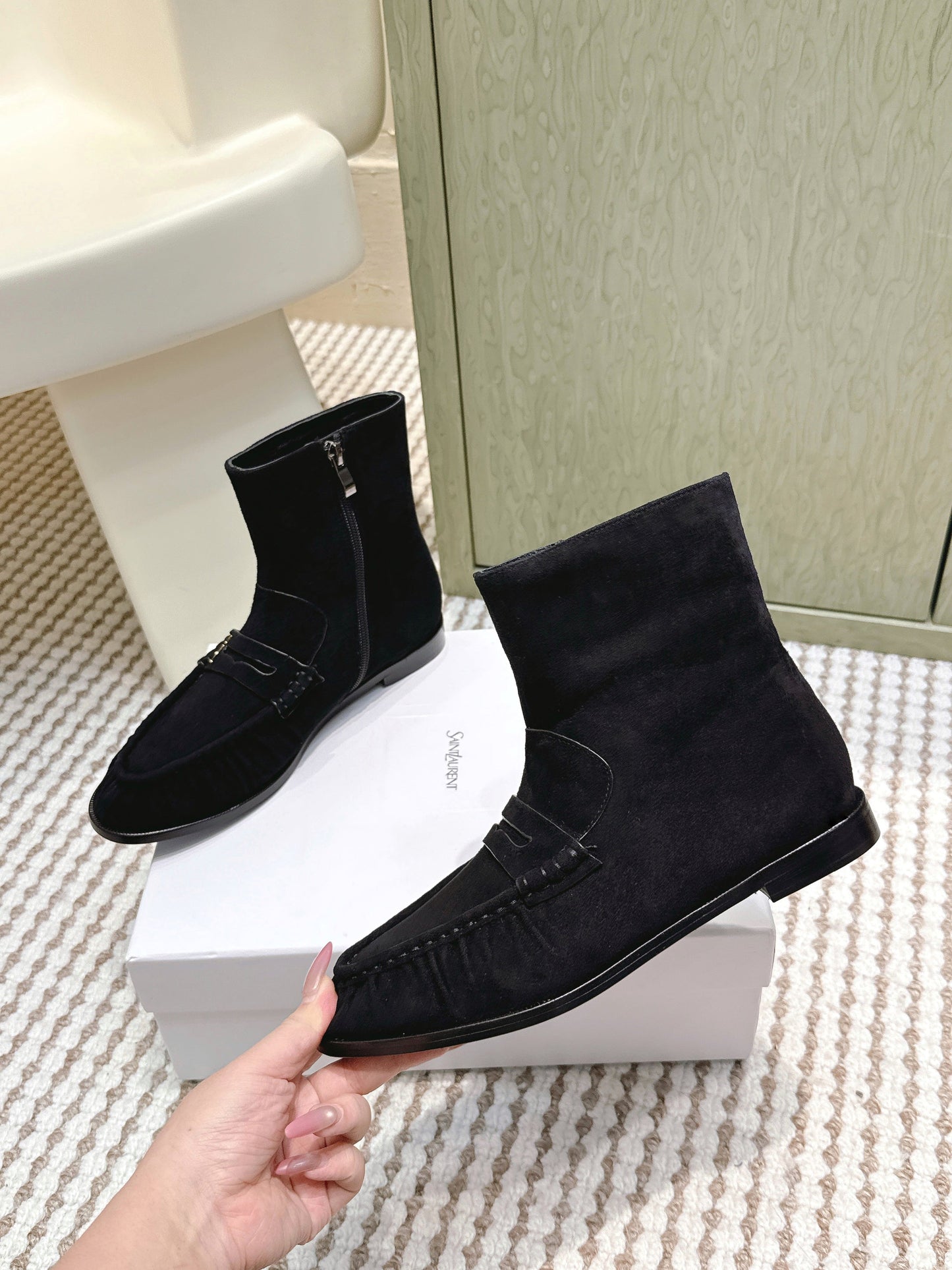 YSL 2025 High-top Loafer Black Suede 569417