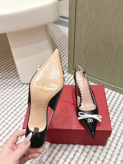 VT 26s Slingback 70 Black Patent Calfskin 612246