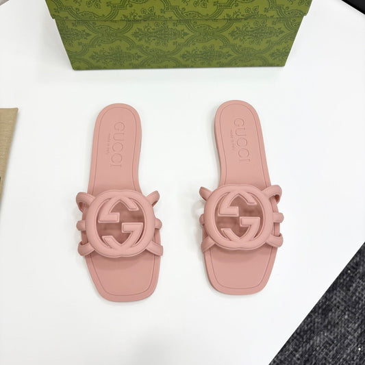 GC Interlocking G Slide Sandal Light Beige Rubber 217154
