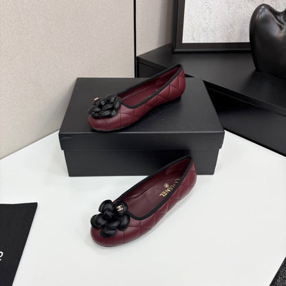 CC 25 Ballet Flat Flower Quilted Calfskin
