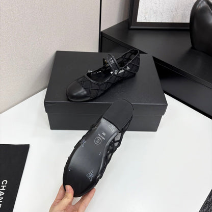 CC 25 Mary Jane White Black Mesh Calfskin