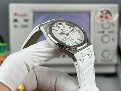 Audemars Piguet Royal Oak Lady 33mm White Dial Leather Strap