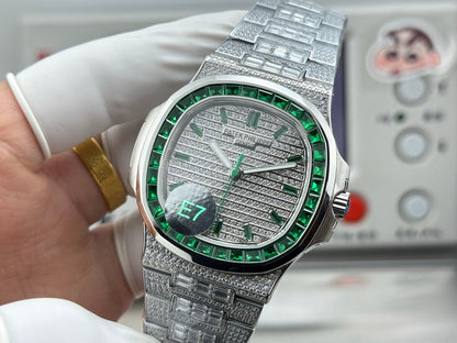 Patek Philippe Nautilus 40mm Emerald Green Benzel With Diamond Watch