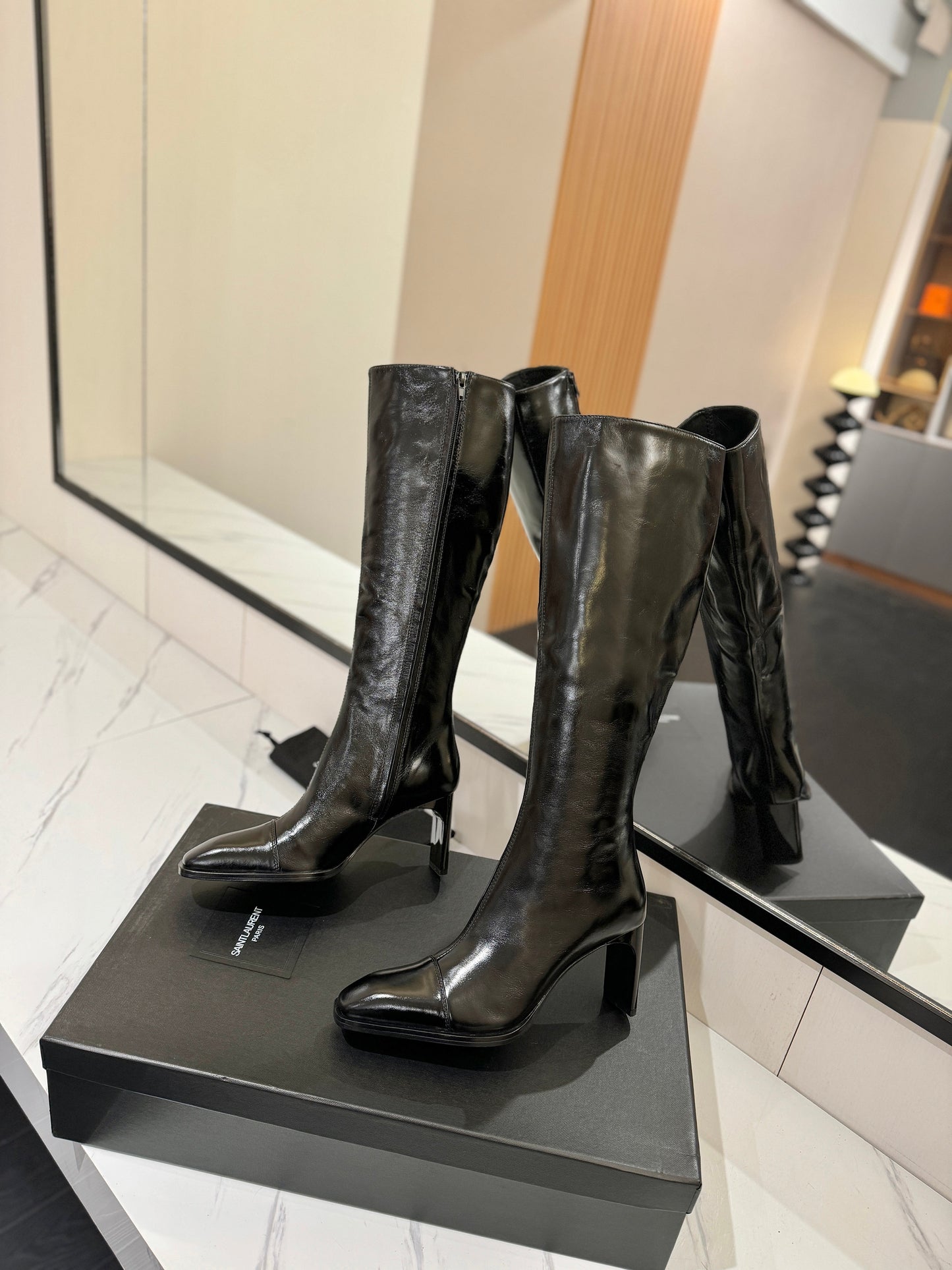YSL 25 Zipper Sleeve Boot Black Patent Cowhide  520791