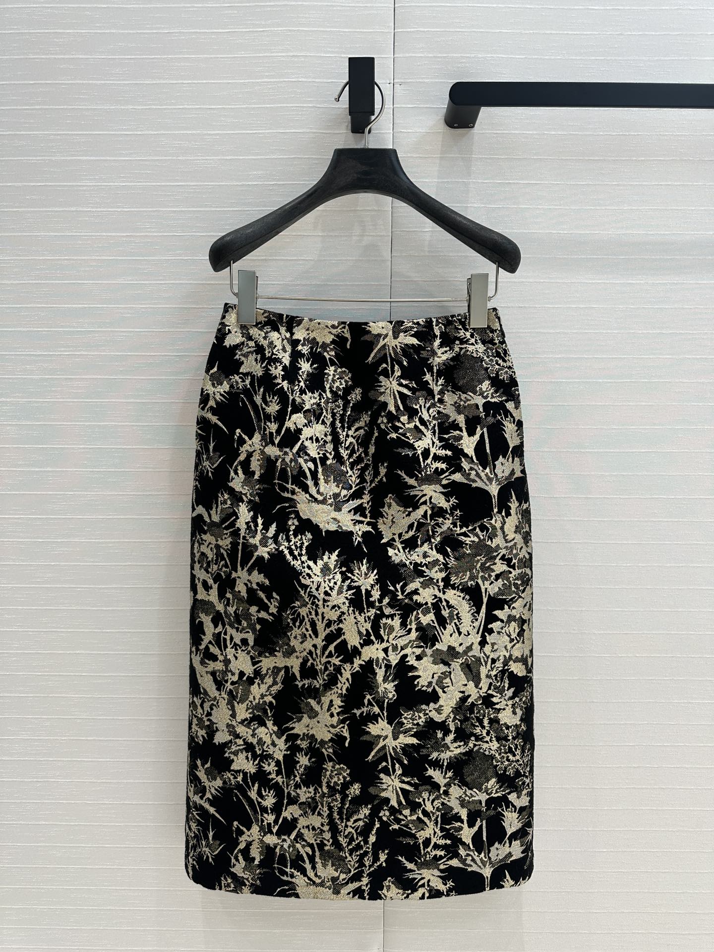 CD 25 Print Shirt Black Gold Jacquard fabric