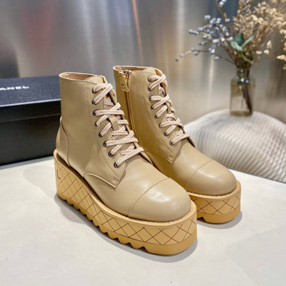 CC Ankle Boots 100m Beige Lambskin