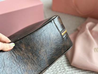 BEAU 34 BAG IN SAND/COFFEE CALFSKIN