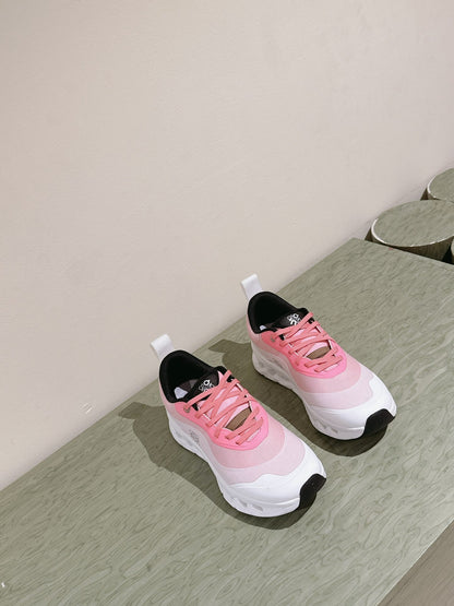Loewe 2025  x Running Cloudtilt2.0 Sneaker White Pink Mesh Rubber 556020