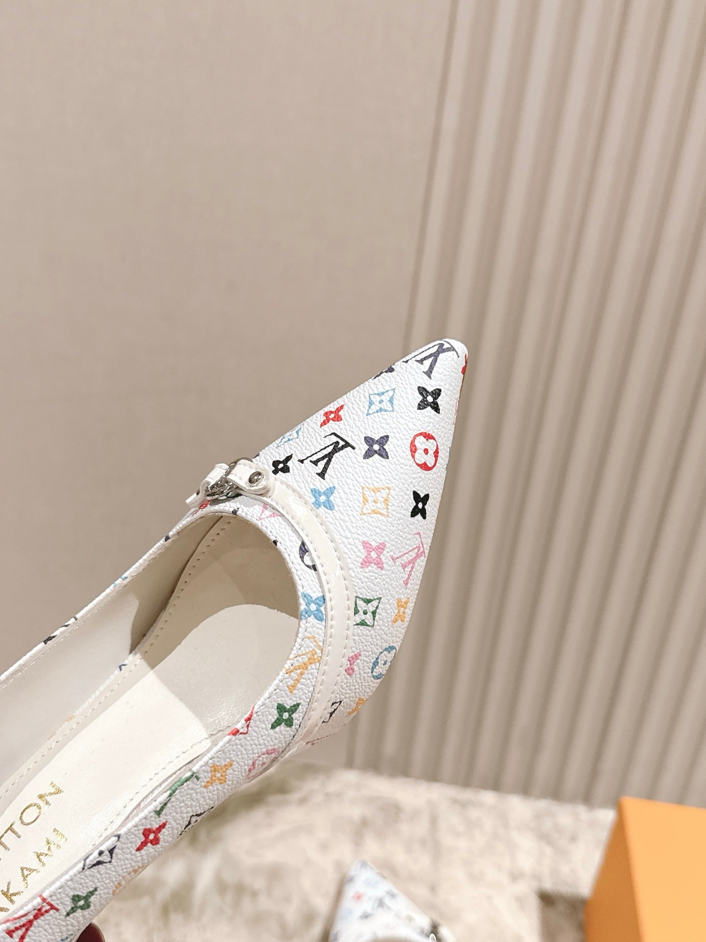 LV 26ss Slingback 45 White Multicolor Cowhide 656935