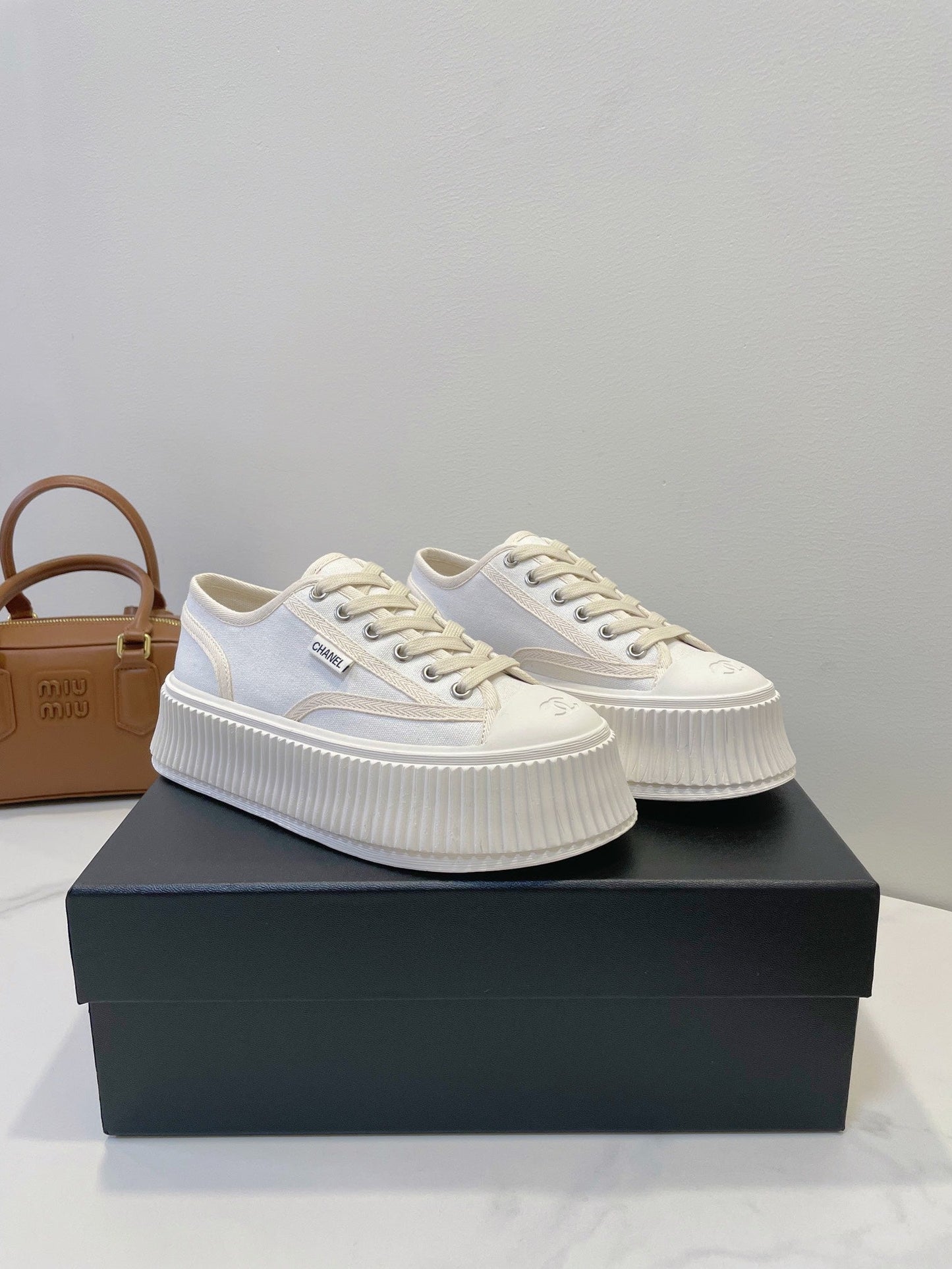 CC Sneaker In White Canvas Fabric 144791