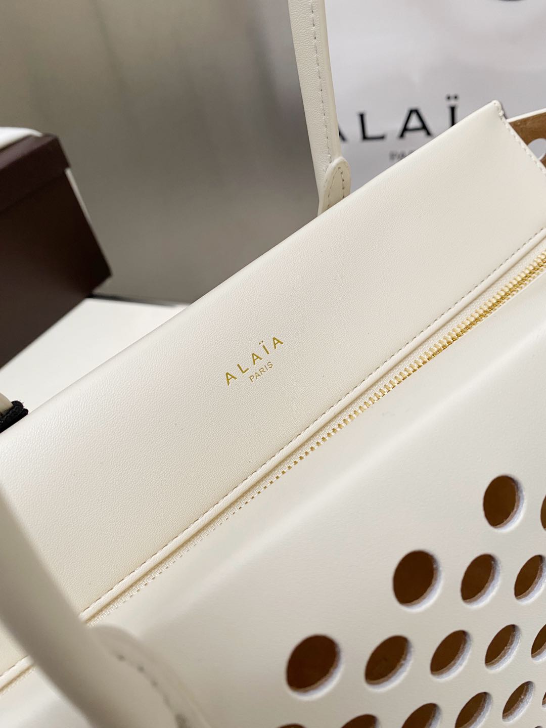 Alaia NEO MINA 32 BAG WHITE CALFSKIN 243008