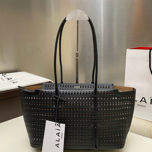 Alaia NEO MINA 32 BAG BLACK CALFSKIN 243010