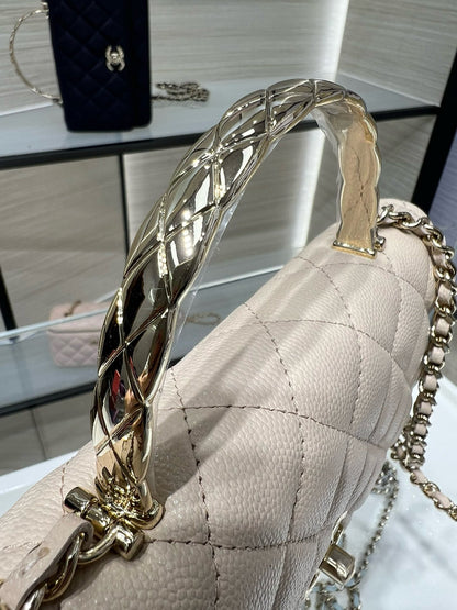 cc 25S Woc Top Handle 19cm Beige Grained Calfskin Light Gold Hardware