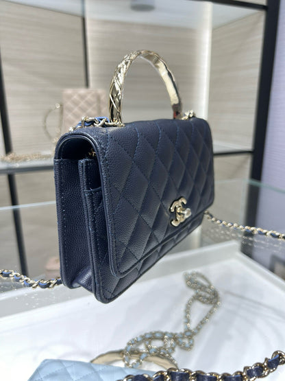 cc 25S Woc Top Handle 19cm Dark Blue Grained Calfskin Light Gold Hardware