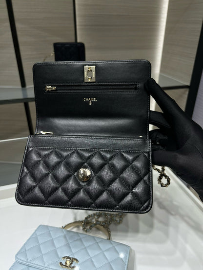 cc 25S Woc Top Handle 19cm Black Grained Calfskin Light Gold Hardware