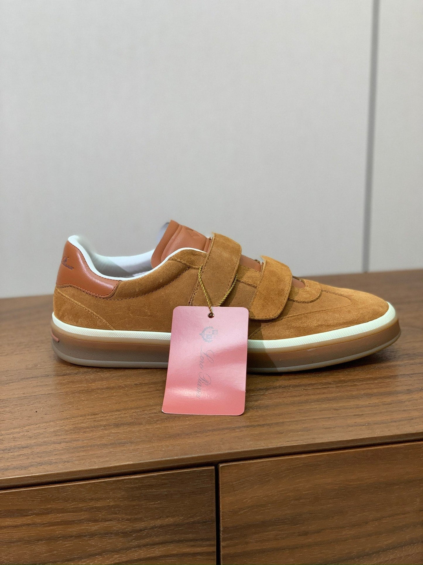 LP 26SS Velcro-strap Sneaker Camel Suede Leather 606507