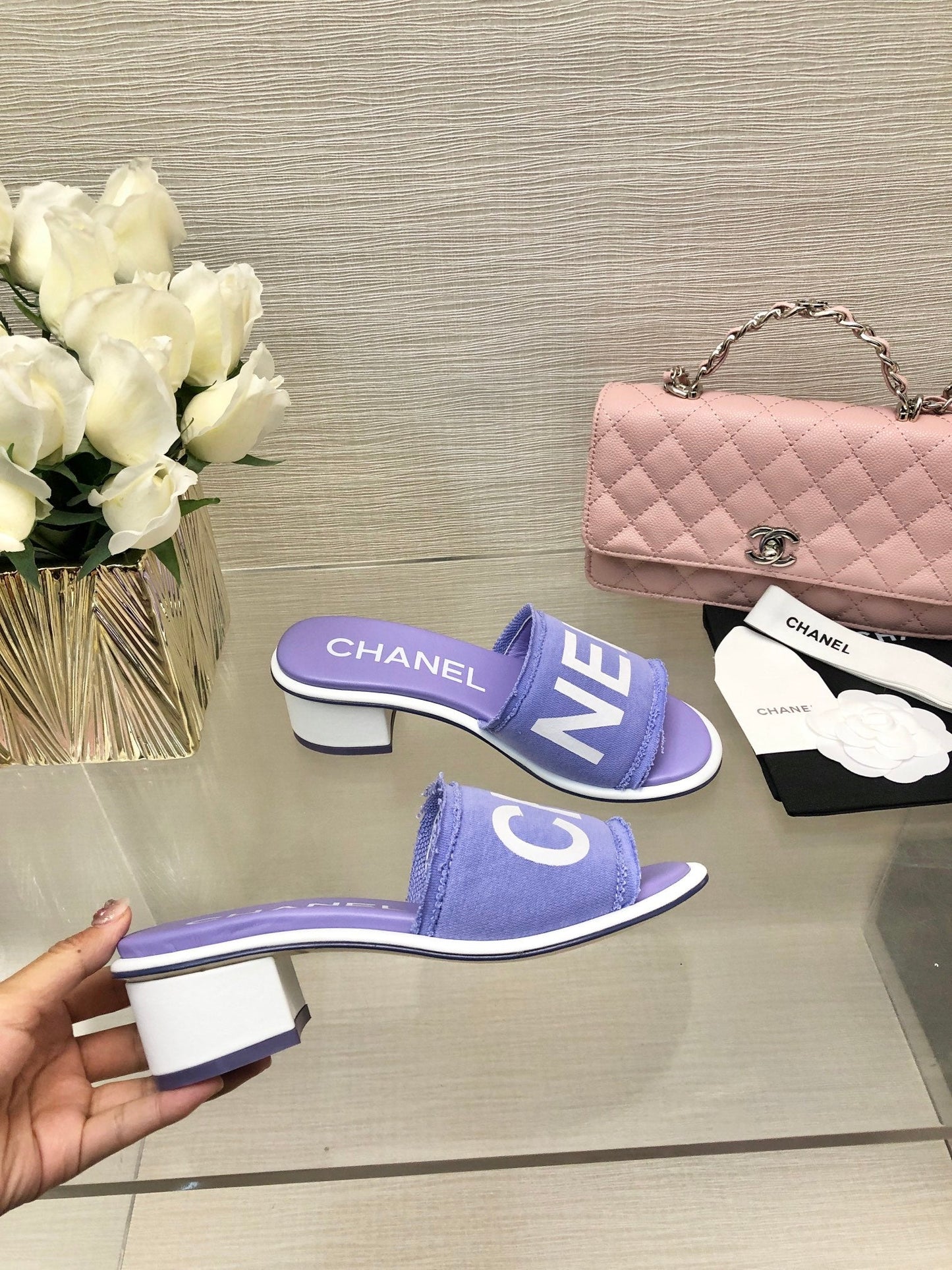 CC 25C Mid Heel Mule Pearl Violet Fabric Material 212960