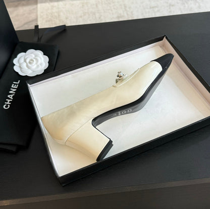 Double C WOMEN'S SHOES SPIRIT TOE White Lambskin