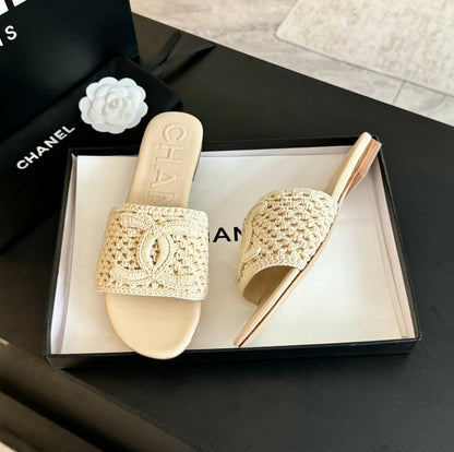 mule sandal cream raffia