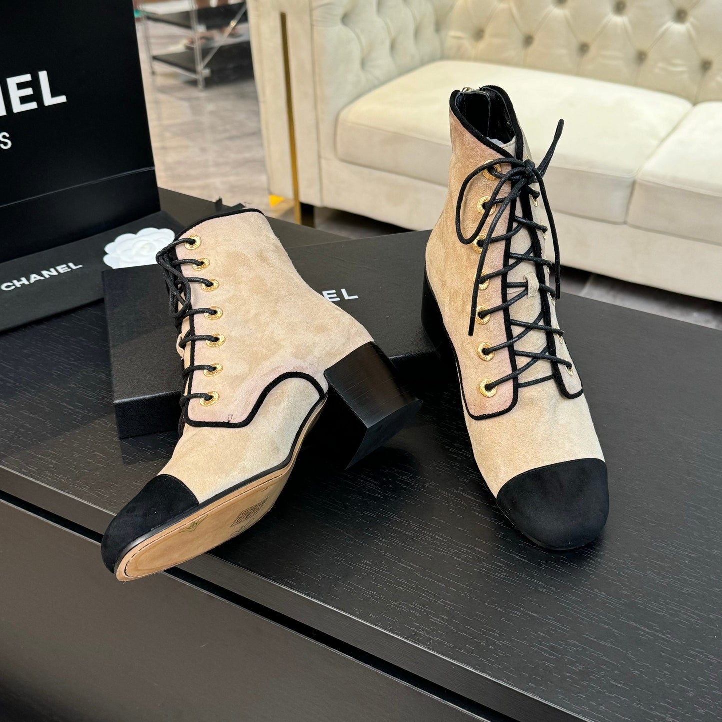 CC LACE-UP SHORT BOOTS IN SEPIA BEIGE MIX BLACK SUEDE