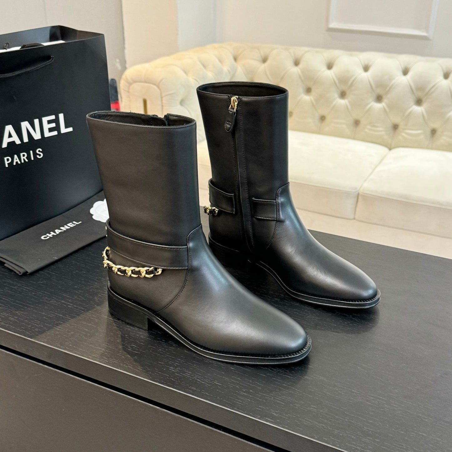 CC Short Boots 30mm Plain Black Chain Cowhide