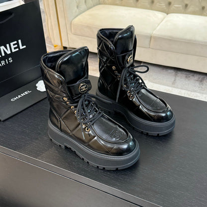 CC Short Boots Glossy Black Quilted Cowhide