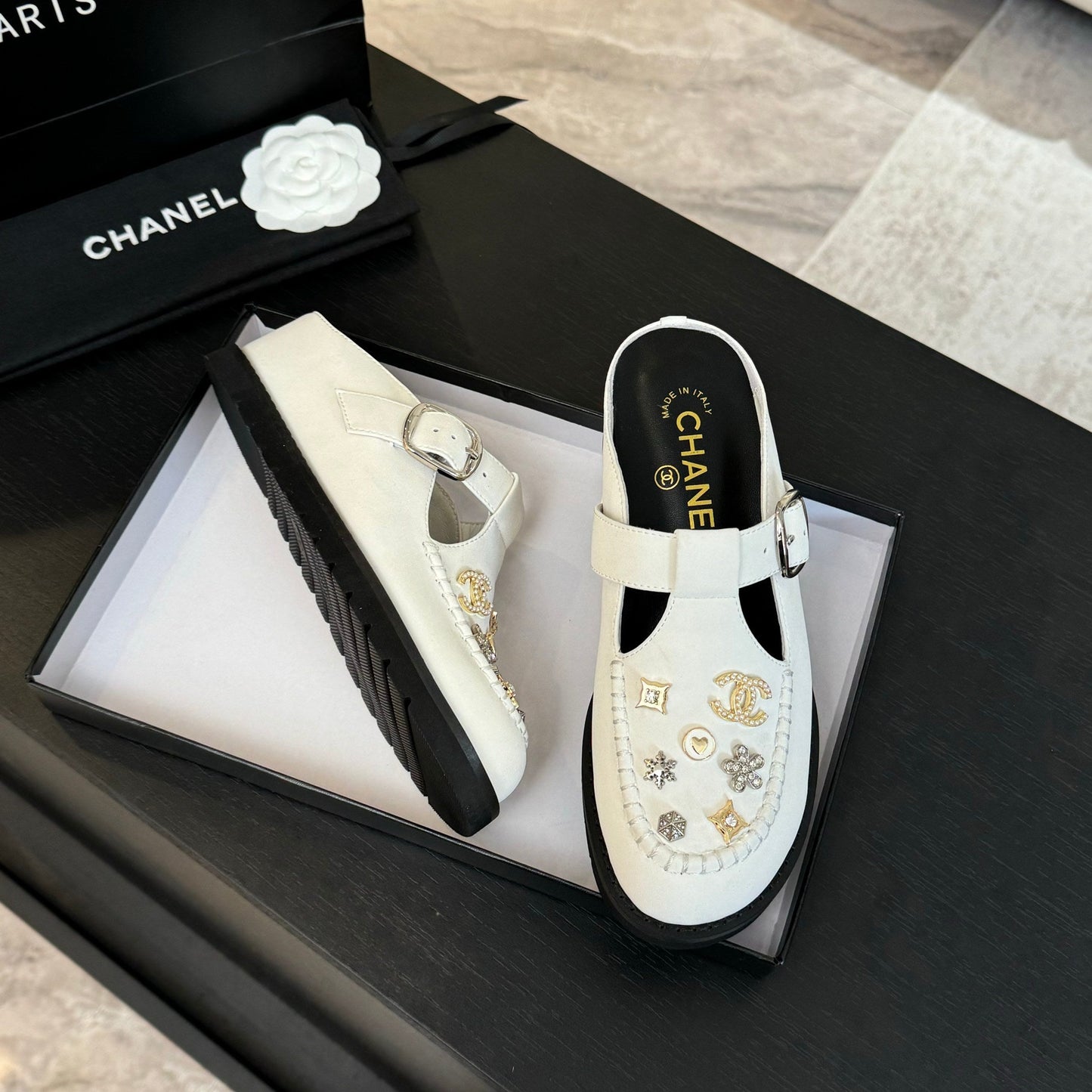 CC 25C Mule Sandal White Imported Cowhide 212943