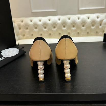 CC 25S Pump 85mm Beige Calfskin Black Grosgrain