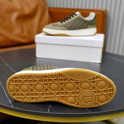 CD HOMME SNEAKERS OLIVE CALFSKIN AND JACQUARD