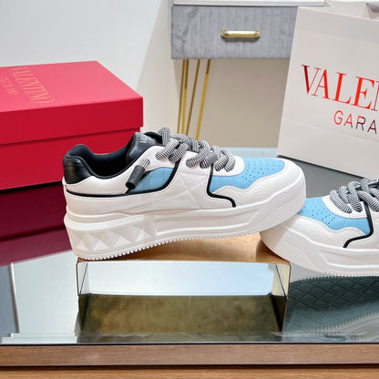 VT 2025 Garavani Sneakers White Black Blue Cowhide 546975