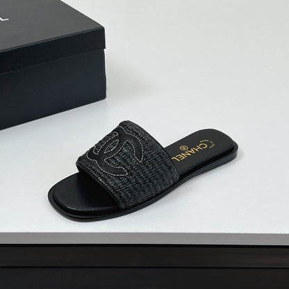 CC Slippers In Black Palm Fiber 149740