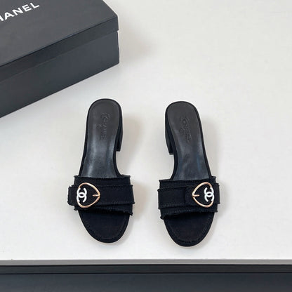 CC Mule Sandals In Black Canvas Fabric 149439