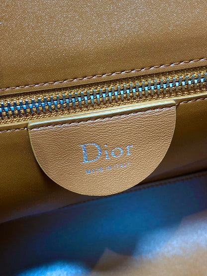 Dior 2026 Diorly Bag 31.5cm Suede Calfskin 289040