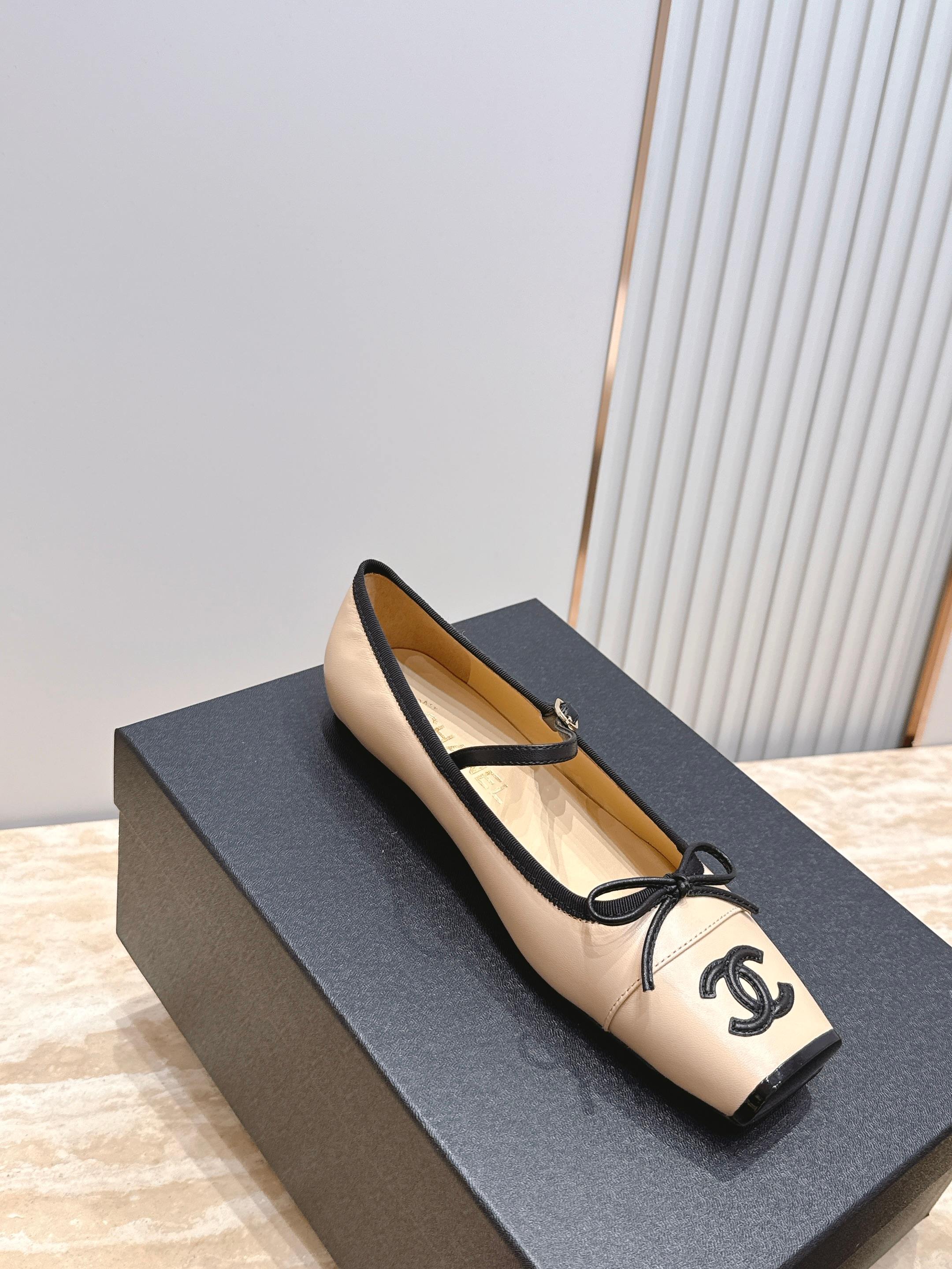 Channel 2026 Ballet Flat 10mm Calfskin 899067