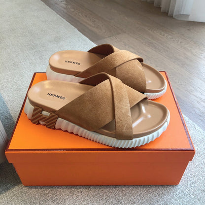 HM INFRA SANDAL CAMEL SUEDE