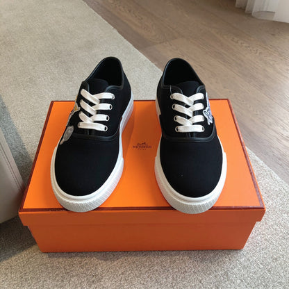 HM INNOCENT SNEAKER BLACK DENIM