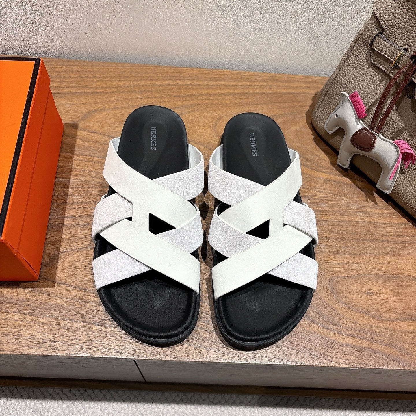 HM 25 Kazimir Sandal Calfskin Suede