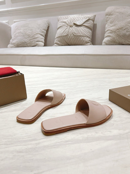 CL 25 Slippers Nude Top Layer High Gloss Calfskin 307500