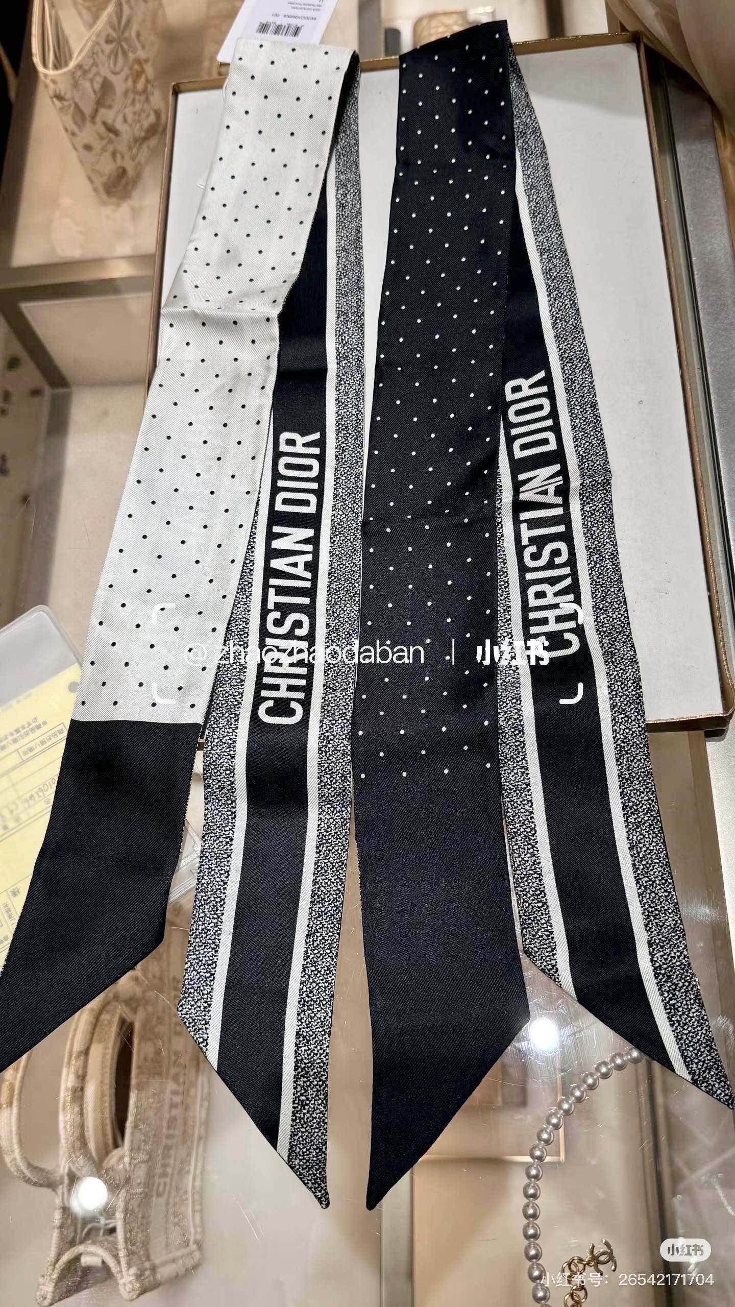 CD Twilly Mini Scarf 105cm Black Mulberry Silk 957049