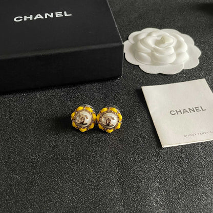 CC Pendant Double C Yellow Pearl Gold Earrings