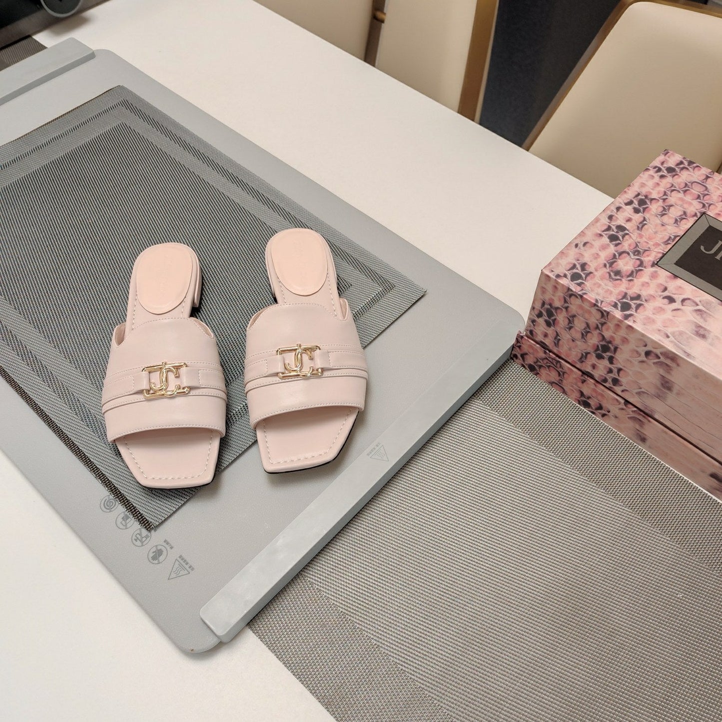 Jimmy 25 Slippers Nude Nappa Leather 240103
