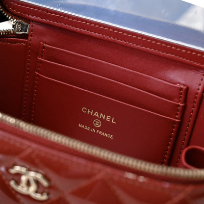 CC 24P Vanity Top Handle 16.5cm Red Patent Calfskin Light Gold Hardware