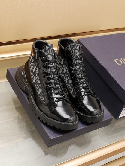 CD COMBAT ANKLE BOOT BLACK AND BEIGE POLISHED CALFSKIN