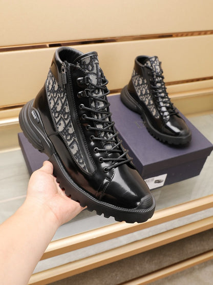 CD COMBAT ANKLE BOOT BLACK AND BEIGE POLISHED CALFSKIN