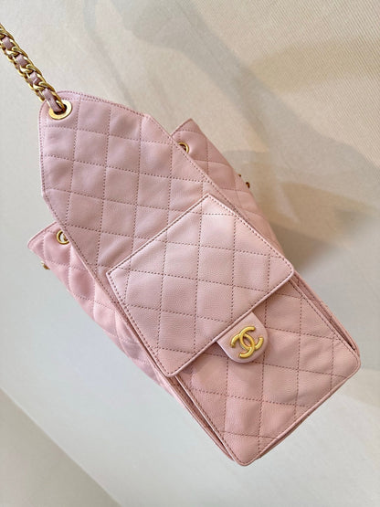 CC 25C Hobo Bags 40cm Pink Grained Calfskin