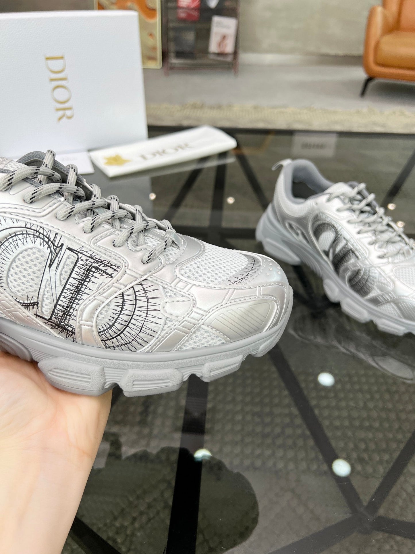CD CHRONO SNEAKER WHITE AND SILVER MESH FABRIC