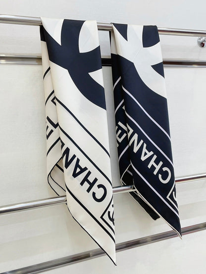 CC Square Scarf 90 CM In White Mix Black Silk Twill  167960