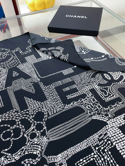 CC Square Scarf 90 CM In Black White Silk Twill  198570