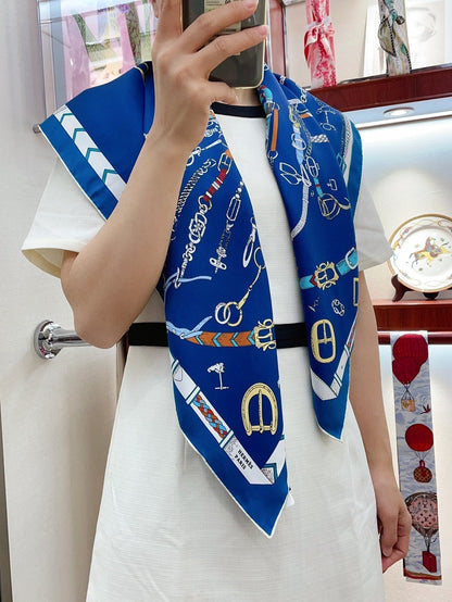Chevaux Dechaines Shawl 90 CM In Dark Blue Colorful Silk Twill 201032