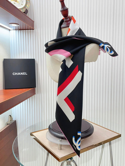 CC Square Scarf 90 CM In Black Colorful Silk Twill  206468